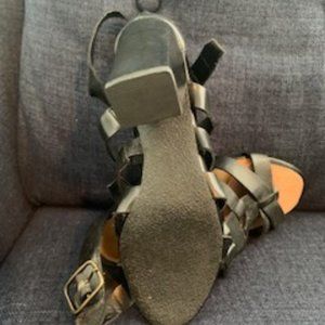 Crown Black Strap Sandals